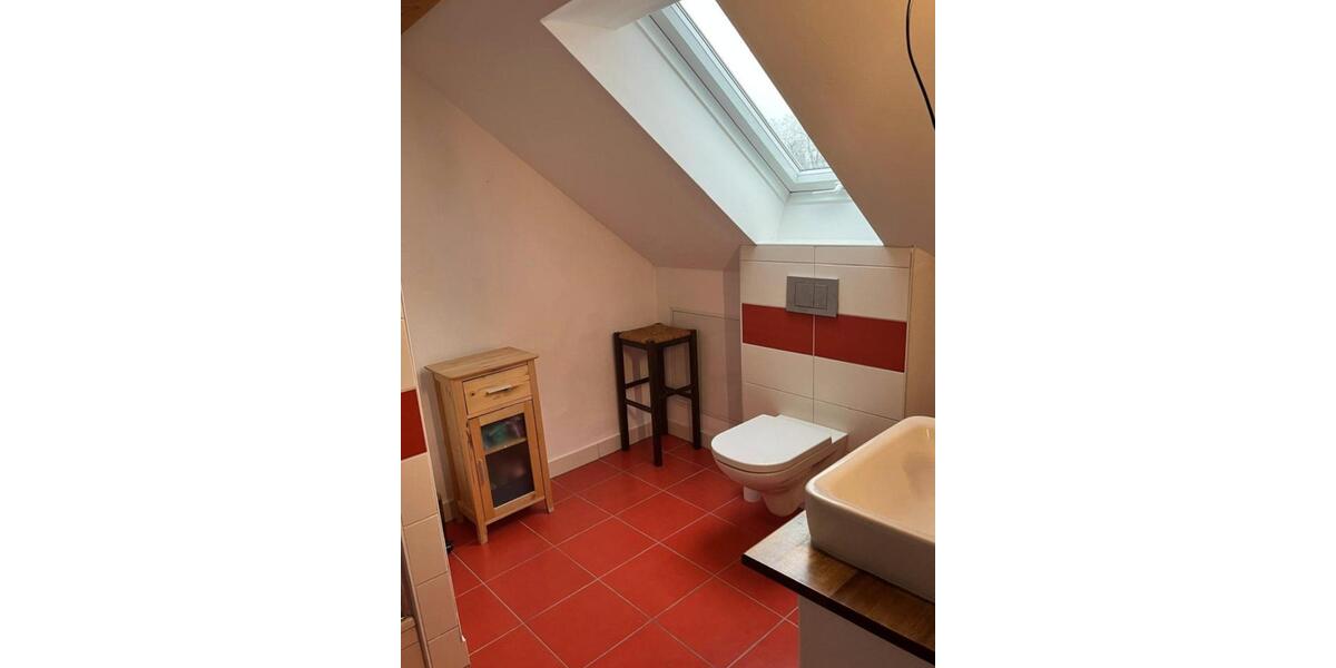 Dachgeschoßwohnung Ingolstadt Nordost - 3 Zimmer, 65 m&sup2;, 450&euro; | Angebot:27609529