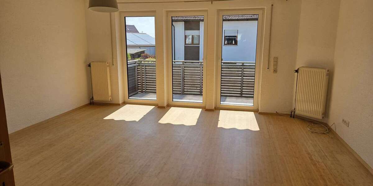 Etagenwohnung Großmehring - 4 Zimmer, 90 m&sup2;, 332.000&euro; | Angebot:26217906