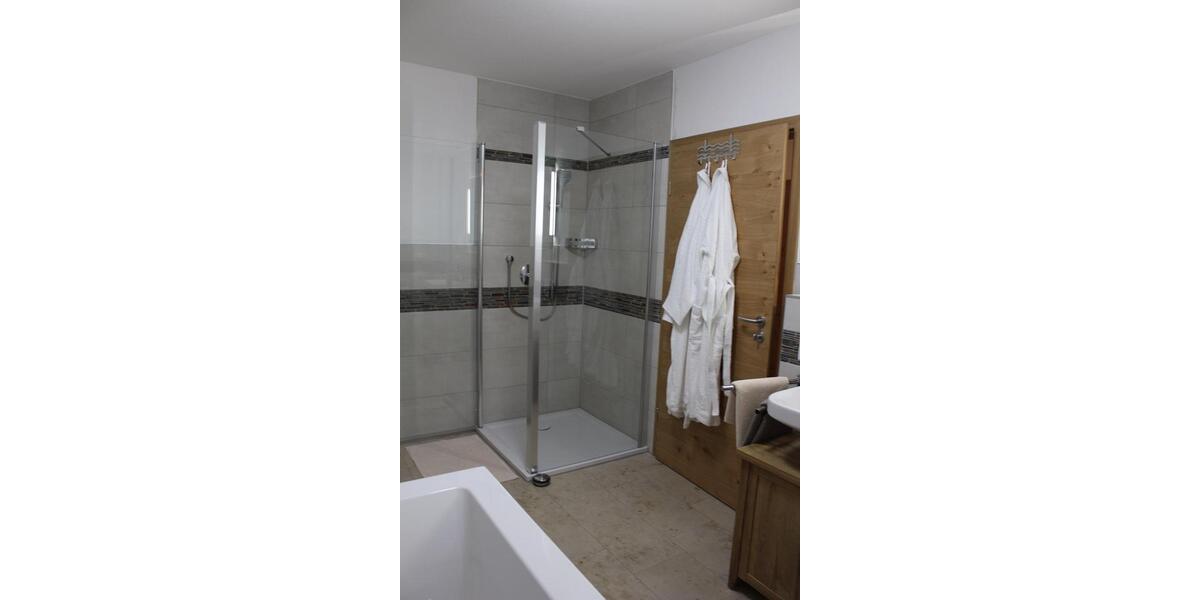 Mehrfamilienhaus, Wohnhaus Walting - 15 Zimmer, 300 m&sup2;, 939.000&euro; | Angebot:26978020