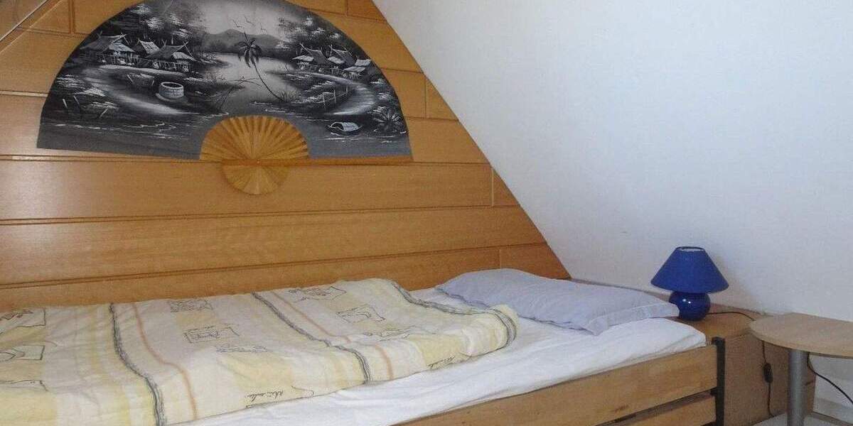 Doppelhaushälfte Ingolstadt Südost - 8 Zimmer, 168 m&sup2;, 549.000&euro; | Angebot:25712008