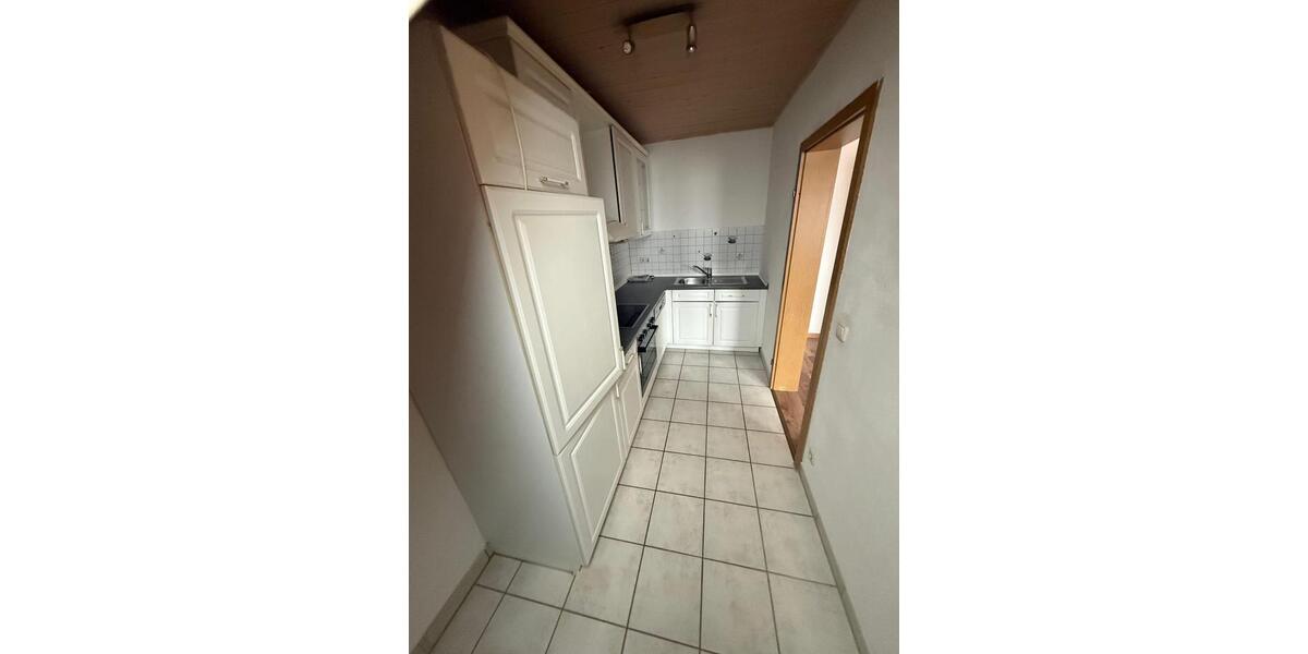 Etagenwohnung Mainburg - 3 Zimmer, 84 m&sup2;, 690&euro; | Angebot:25351699