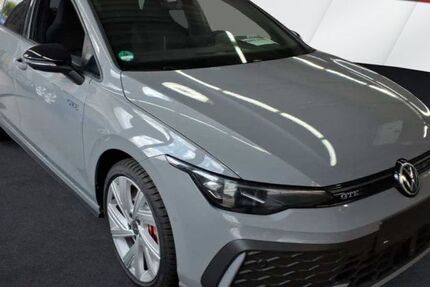 VW Golf 11.613 km 31.780 &euro; Mainburg 84048