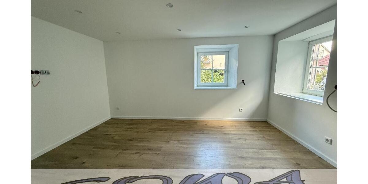 Einfamilienhaus in Joshofen mit Garten - Ein Objekt von Ihrem Immobilienpartner SOWA Immobilien und Finanzen - Einfamilienhaus Neuburg an der Donau Joshofen | Angebot:25806133