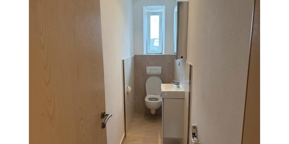 Etagenwohnung Ingolstadt Nordost - 4 Zimmer, 110 m&sup2;, 1.500&euro; | Angebot:24867409