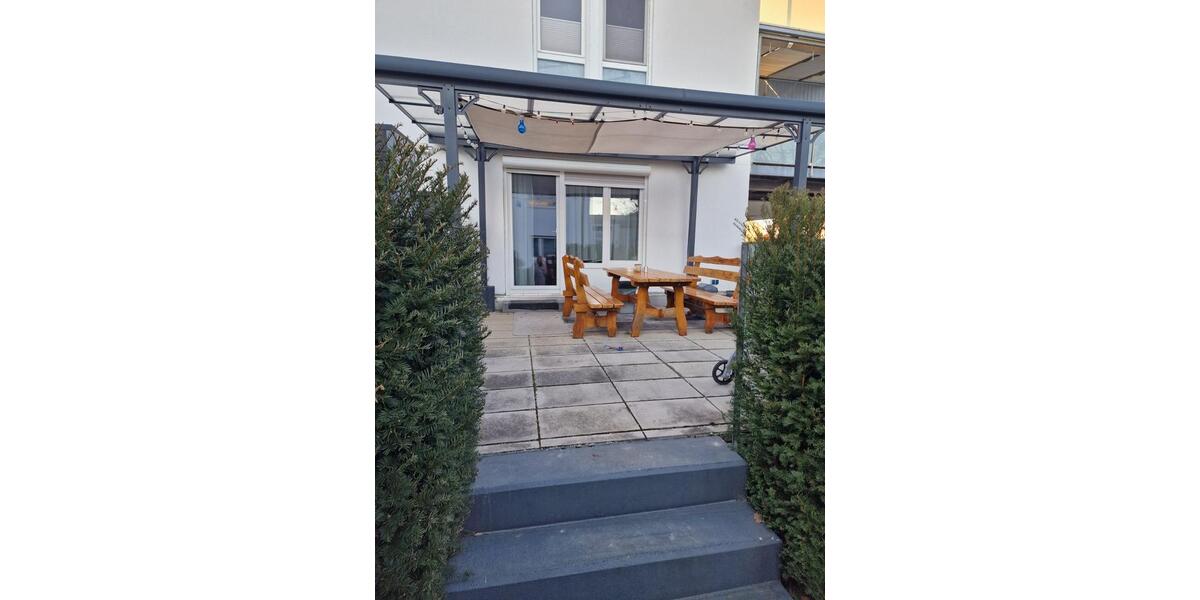 Erdgeschoßwohnung Großmehring - 2 Zimmer, 61 m&sup2;, 228.000&euro; | Angebot:25270412