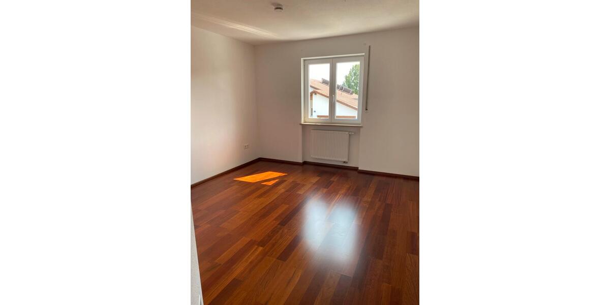 Etagenwohnung Gaimersheim - 3 Zimmer, 63 m&sup2;, 1.100&euro; | Angebot:26440977