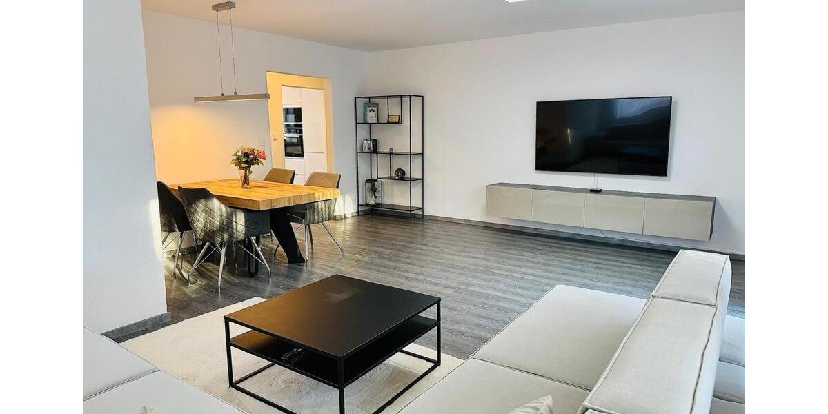 Erdgeschoßwohnung Wettstetten - 3 Zimmer, 83 m&sup2;, 365.000&euro; | Angebot:27171738