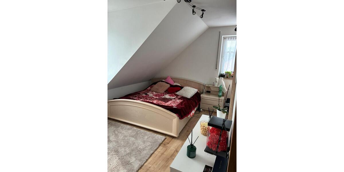 Dachgeschoßwohnung Vohburg an der Donau - 3 Zimmer, 64 m&sup2;, 1.200&euro; | Angebot:25416858