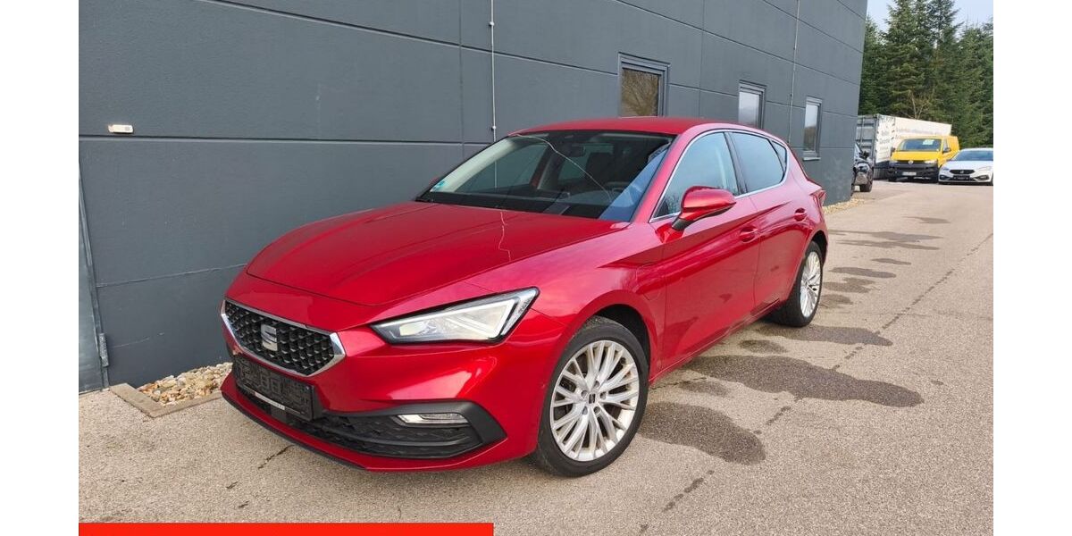 Seat Leon 99.834 km 16.990 &euro; Riedenburg 93339