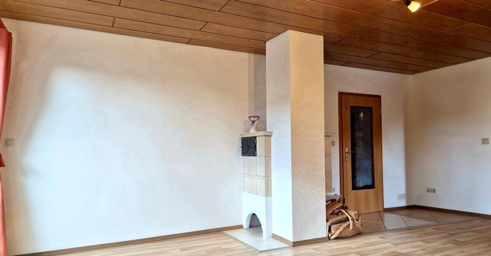 Dachgeschoßwohnung Neuburg an der Donau - 4 Zimmer, 121 m&sup2;, 950&euro; | Angebot:26041339