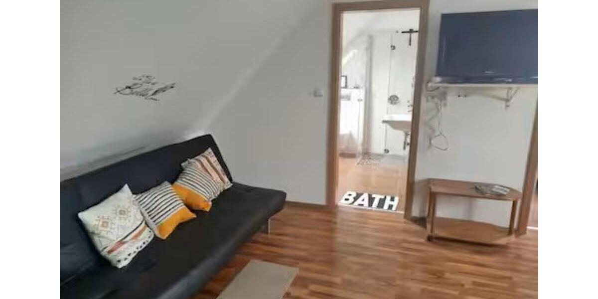 Dachgeschoßwohnung Mindelstetten - 1 Zimmer, 25 m&sup2;, 590&euro; | Angebot:25419236