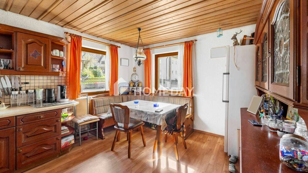 Mehrfamilienhaus, Wohnhaus Mainburg Aufhausen - 9 Zimmer, 198 m&sup2;, 535.000&euro; | Angebot:26584389