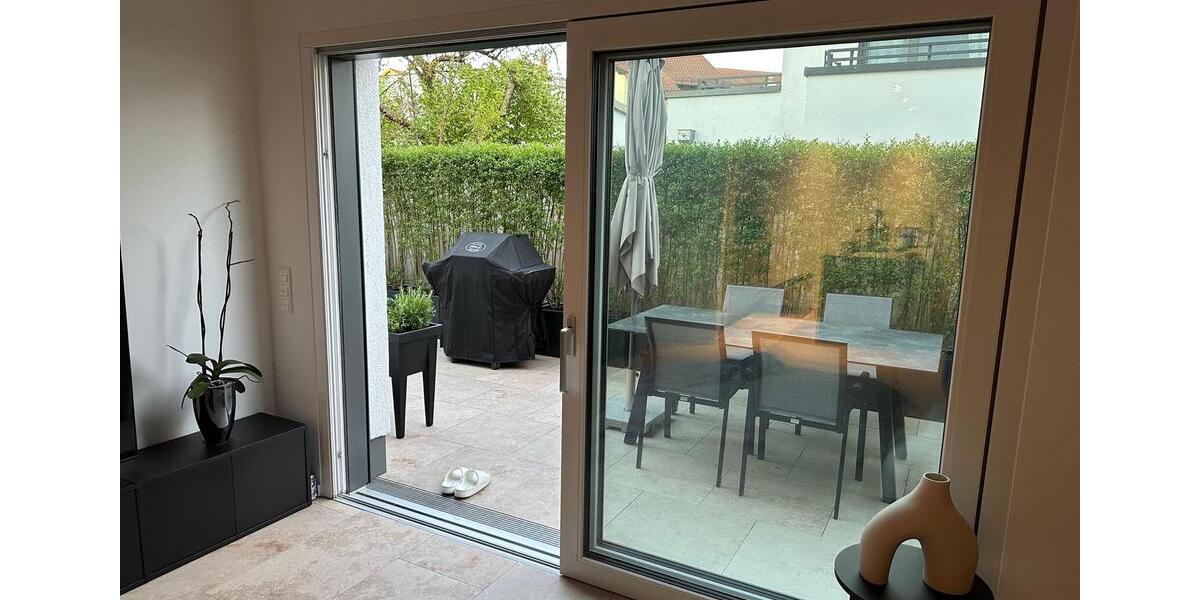 Erdgeschoßwohnung Ingolstadt - 2 Zimmer, 77 m&sup2;, 1.175&euro; | Angebot:26058101