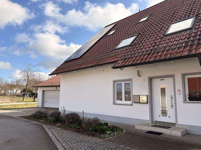 Etagenwohnung Kösching - 3 Zimmer, 88 m&sup2;, 950&euro; | Angebot:24553709