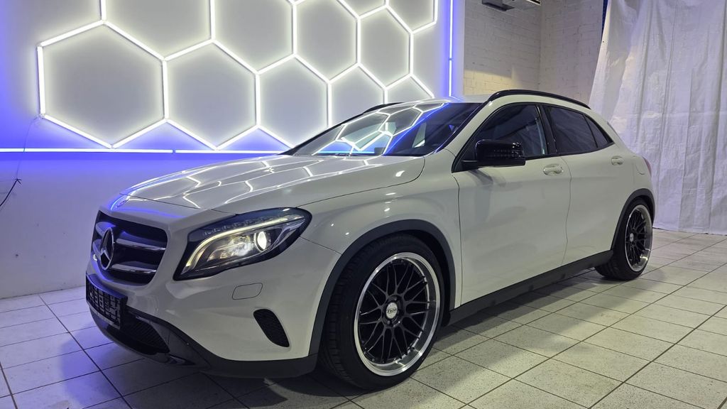 Mercedes-Benz GLA 180 63.200 km 16.500 &euro; Ingolstadt 85051