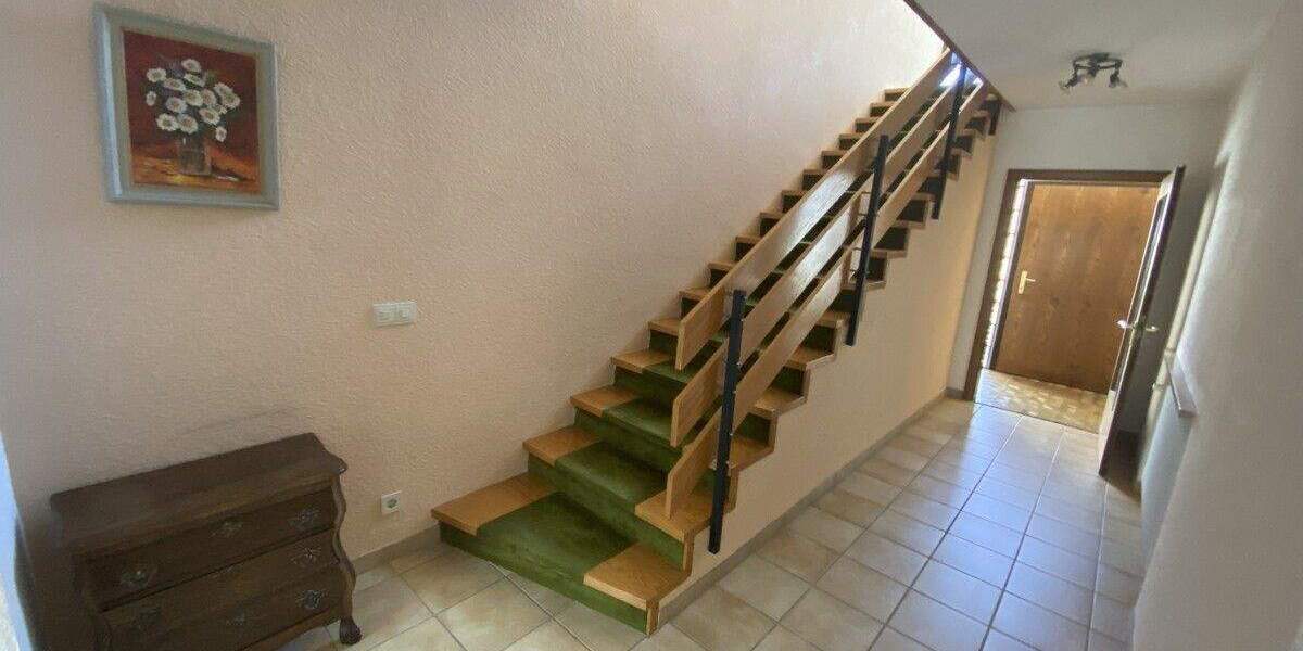 Einfamilienhaus Schrobenhausen - 5 Zimmer, 146 m&sup2;, 470.000&euro; | Angebot:25802446