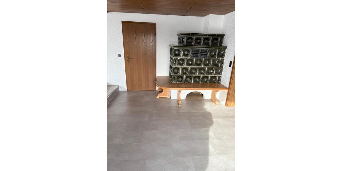 Etagenwohnung Schernfeld Birkhof - 4 Zimmer, 110 m&sup2;, 790&euro; | Angebot:25589286