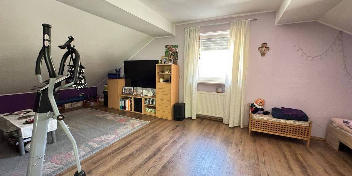 Einfamilienhaus Altmannstein Neuenhinzenhausen - 6 Zimmer, 220 m&sup2;, 680.000&euro; | Angebot:25728689