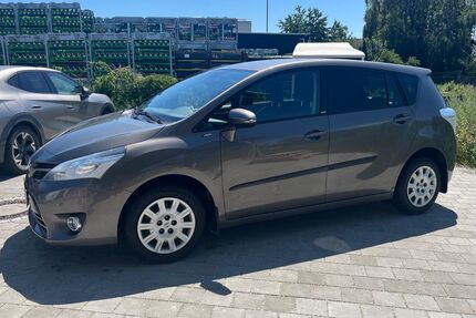 Toyota Verso-S 25.000 km 15.950 &euro; Wolnzach 85283