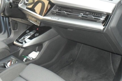 Audi Q4 5.800 km 48.000 &euro; Kösching 85092