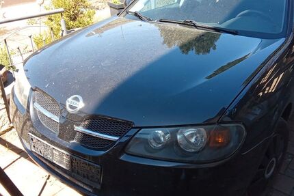 Nissan Almera 141.000 km 800 &euro; Mainburg 84048