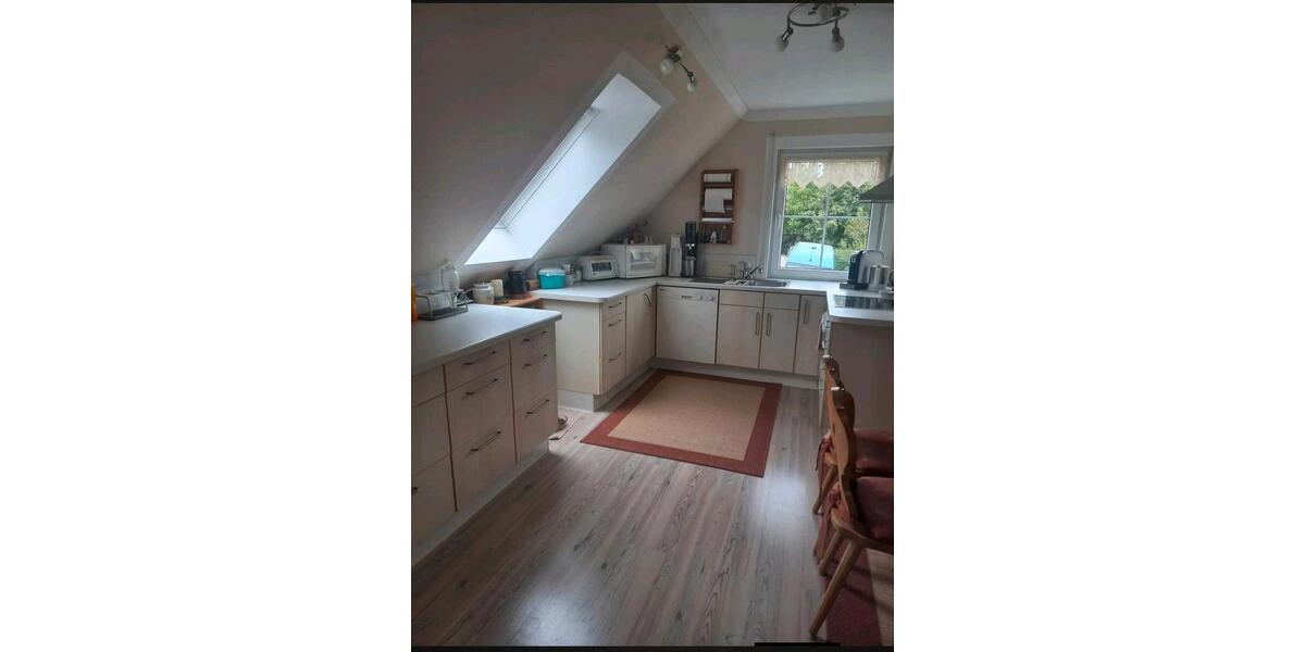 Dachgeschoßwohnung Wolnzach - 3 Zimmer, 75 m&sup2;, 850&euro; | Angebot:26375376