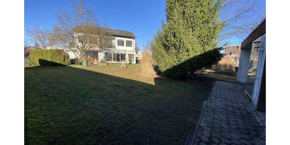 Einfamilienhaus Schrobenhausen - 6 Zimmer, 197 m&sup2;, 720.000&euro; | Angebot:25780446