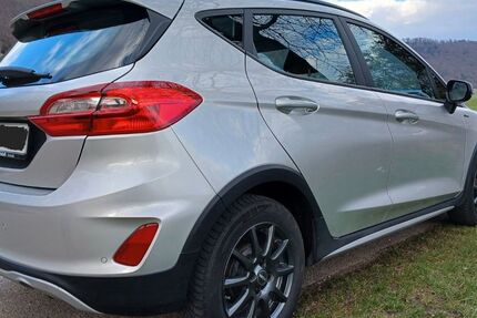 Ford Fiesta 58.000 km 12.000 &euro; Schernfeld 85132