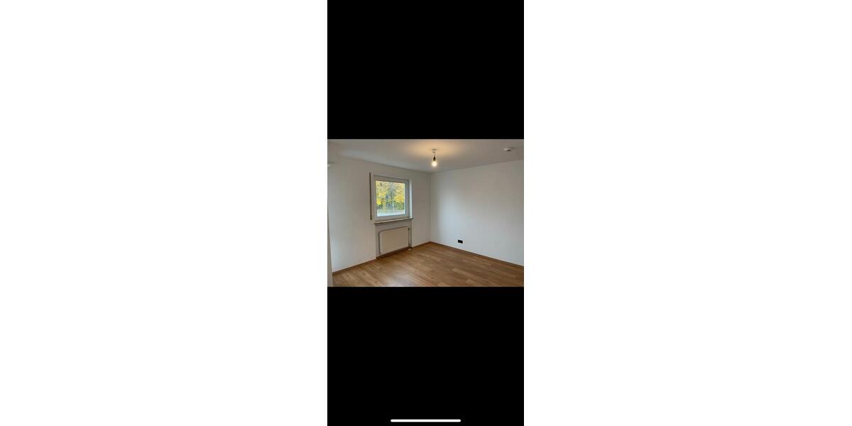 Etagenwohnung Ingolstadt Friedrichshofen-Hollerstauden - 1 Zimmer, 32 m&sup2;, 680&euro; | Angebot:27594350