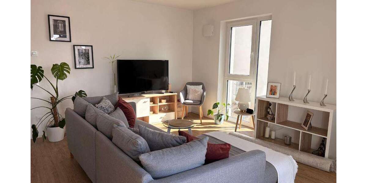 Etagenwohnung Ingolstadt Friedrichshofen - 3 Zimmer, 78 m&sup2;, 1.050&euro; | Angebot:25796940