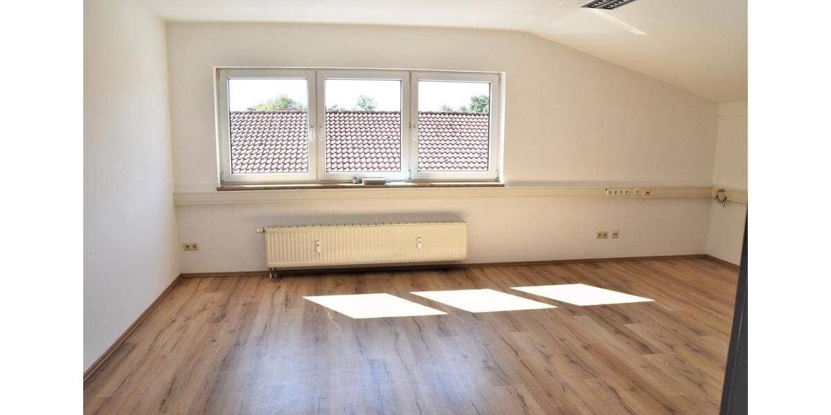 Gewerbeobjekt Karlskron - 900&euro; | Angebot:23120228