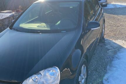 VW Golf 180.000 km 2.490 &euro; Kipfenberg 85110