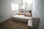 Eine Perle - Penthouse mit 100m² Dachterrasse und Platz für 4 Autos - Einfamilienhaus Wettstetten | Angebot:26652679