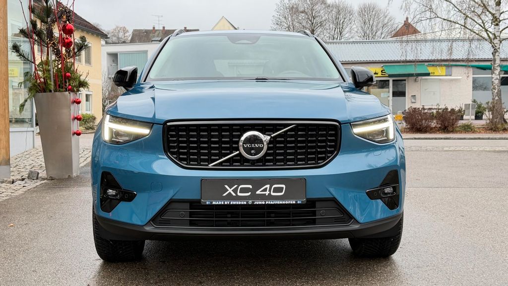 Volvo XC40 8.619 km 39.400 &euro; Pfaffenhofen 85276