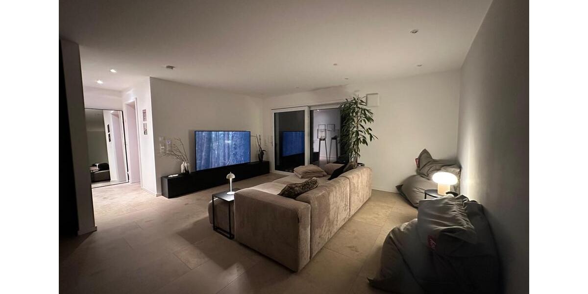 Erdgeschoßwohnung Ingolstadt - 2 Zimmer, 77 m&sup2;, 1.175&euro; | Angebot:26058101