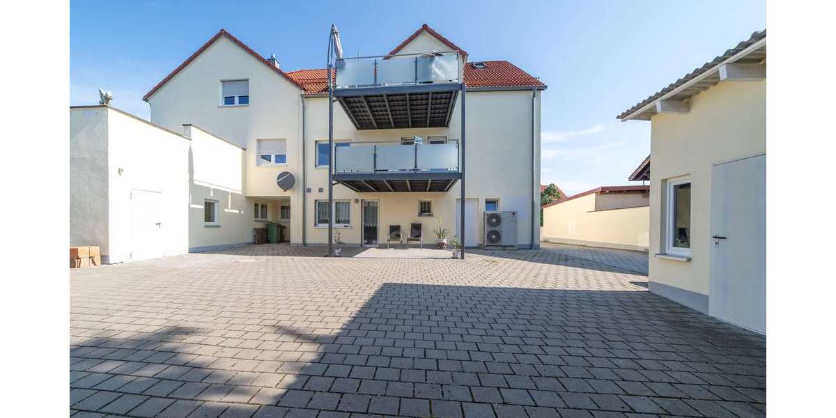 Etagenwohnung Adelschlag - 3 Zimmer, 97 m&sup2;, 290.000&euro; | Angebot:23095098