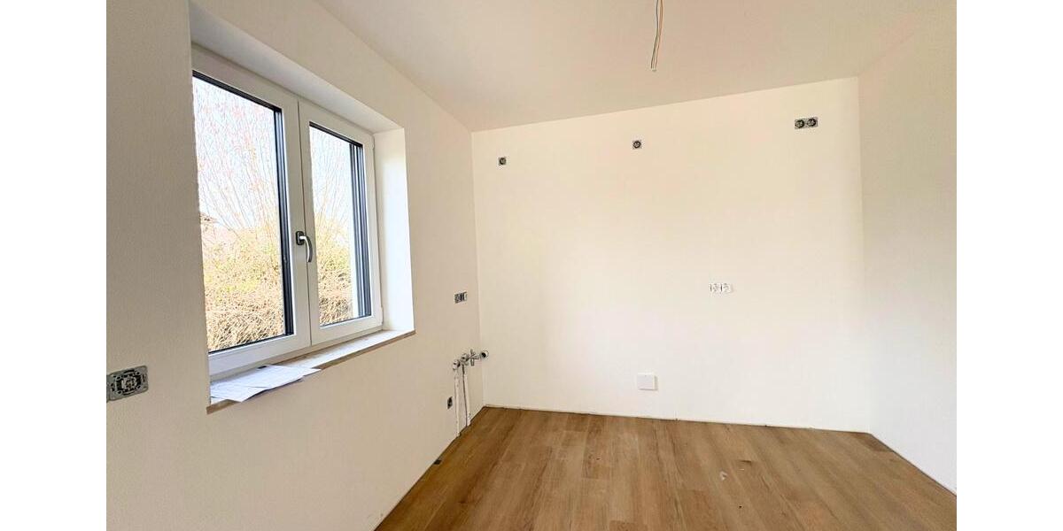 Erdgeschoßwohnung Großmehring - 3 Zimmer, 83 m&sup2;, 409.000&euro; | Angebot:25886363