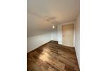 Dachgeschoßwohnung Manching - 3 Zimmer, 64 m&sup2;, 1.250&euro; | Angebot:26439424