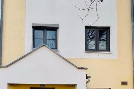 Haus Ingolstadt Südost - 6 Zimmer, 155 m&sup2;, 2.600&euro; | Angebot:25626122