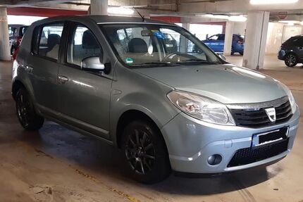 Dacia Sandero 153.000 km 1.700 &euro; Pörnbach 85309