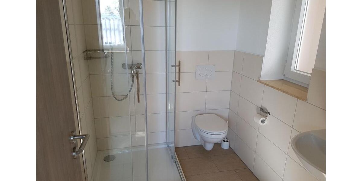 Etagenwohnung Oberhausen - 1 Zimmer, 25 m&sup2;, 330&euro; | Angebot:25981938