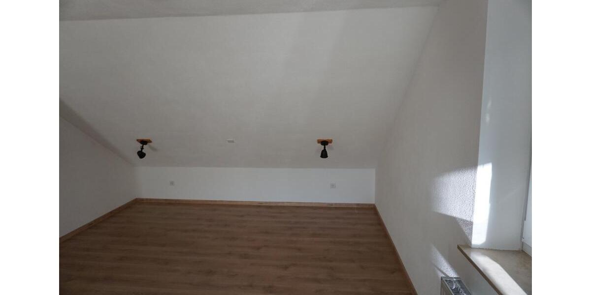 Etagenwohnung Wellheim - 2 Zimmer, 52 m&sup2;, 600&euro; | Angebot:25374323