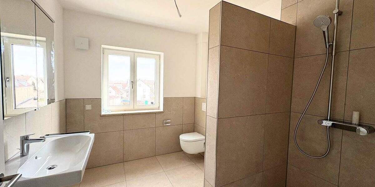 Etagenwohnung Großmehring - 3 Zimmer, 78 m&sup2;, 379.000&euro; | Angebot:25898143