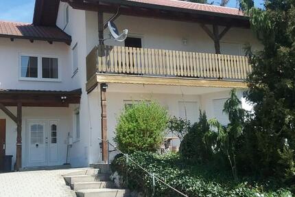 Haus Denkendorf - 5 Zimmer, 100 m&sup2;, 20&euro; | Angebot:25841107