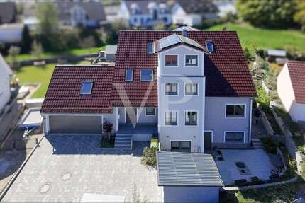 Haus Wolnzach - 10 Zimmer, 385 m&sup2;, 1.710.000&euro; | Angebot:26633913