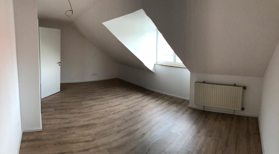 Reihenhaus Ingolstadt - 6 Zimmer, 134 m&sup2;, 595.000&euro; | Angebot:24655331