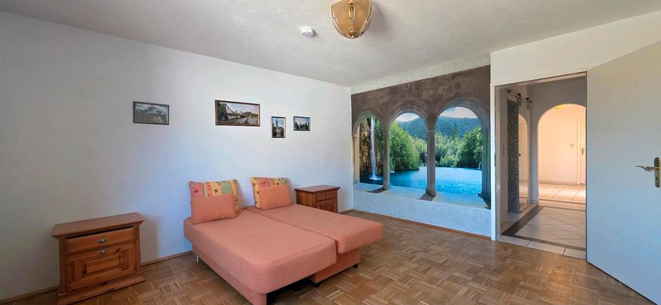 Einfamilienhaus Riedenburg - 9 Zimmer, 300 m&sup2;, 530.000&euro; | Angebot:26604568