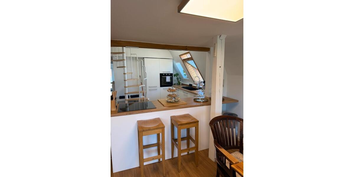 Dachgeschoßwohnung Ingolstadt - 4 Zimmer, 122 m&sup2;, 2.800&euro; | Angebot:26422226