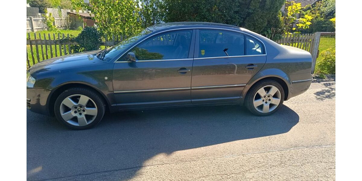Skoda Superb 95.000 km 6.100 &euro; mainburg 84048