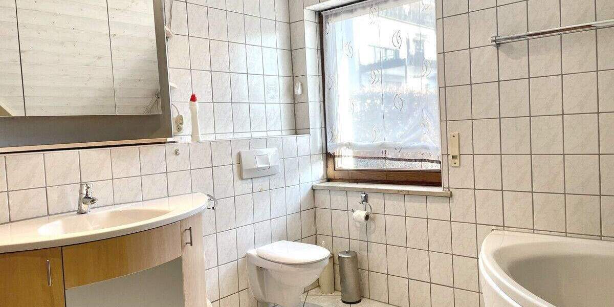 Mehrfamilienhaus, Wohnhaus Pfaffenhofen an der Ilm Pfaffenhofen a d Ilm - 7 Zimmer, 332 m&sup2;, 1.195.000&euro; | Angebot:25909297